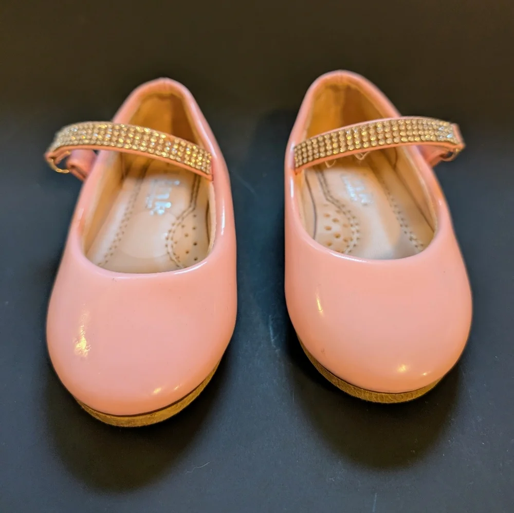 Pink Patent Leather Kids Shoes with Rhinestone Strap